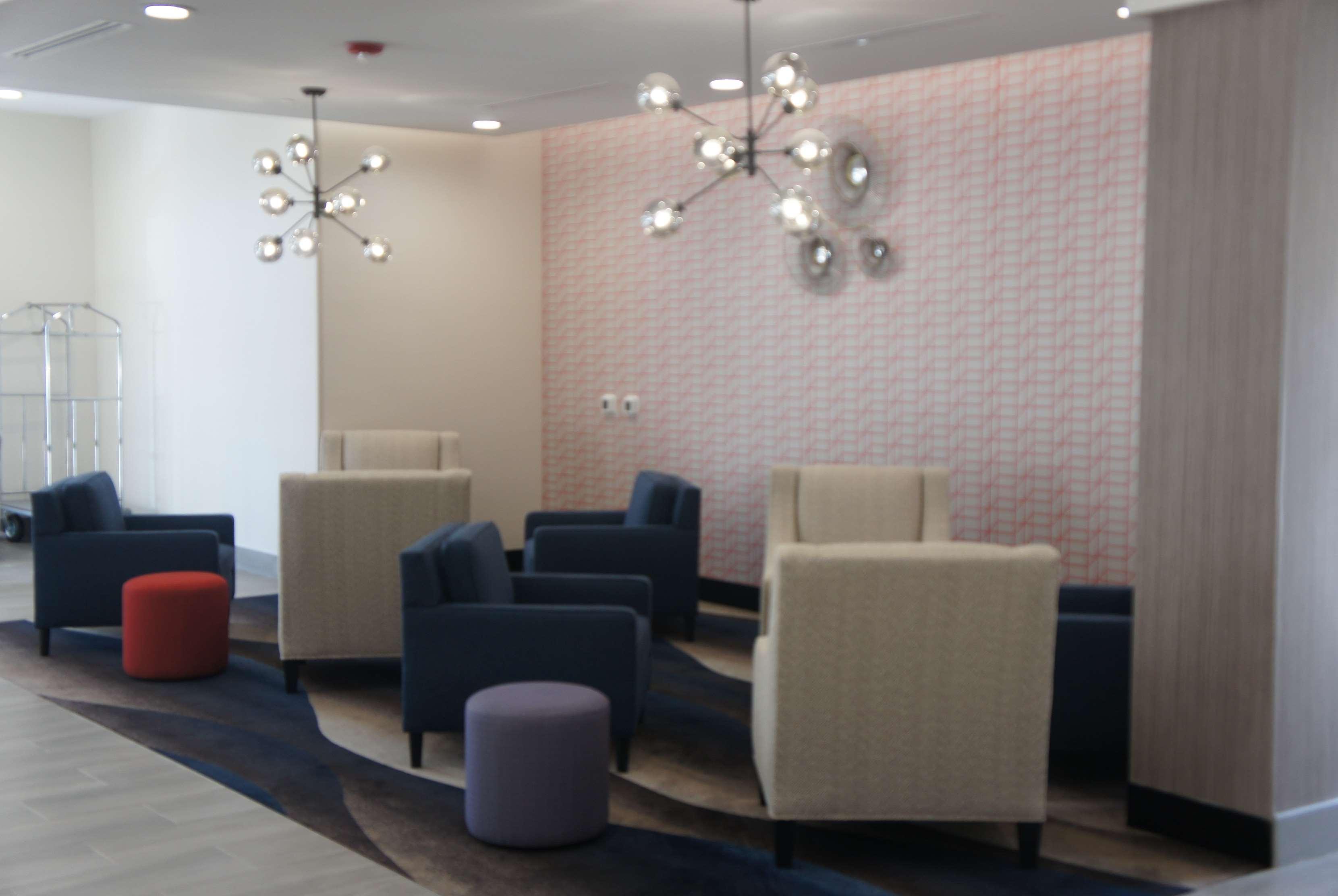 La Quinta Inn & Suites By Wyndham Lafayette Oil Center Экстерьер фото