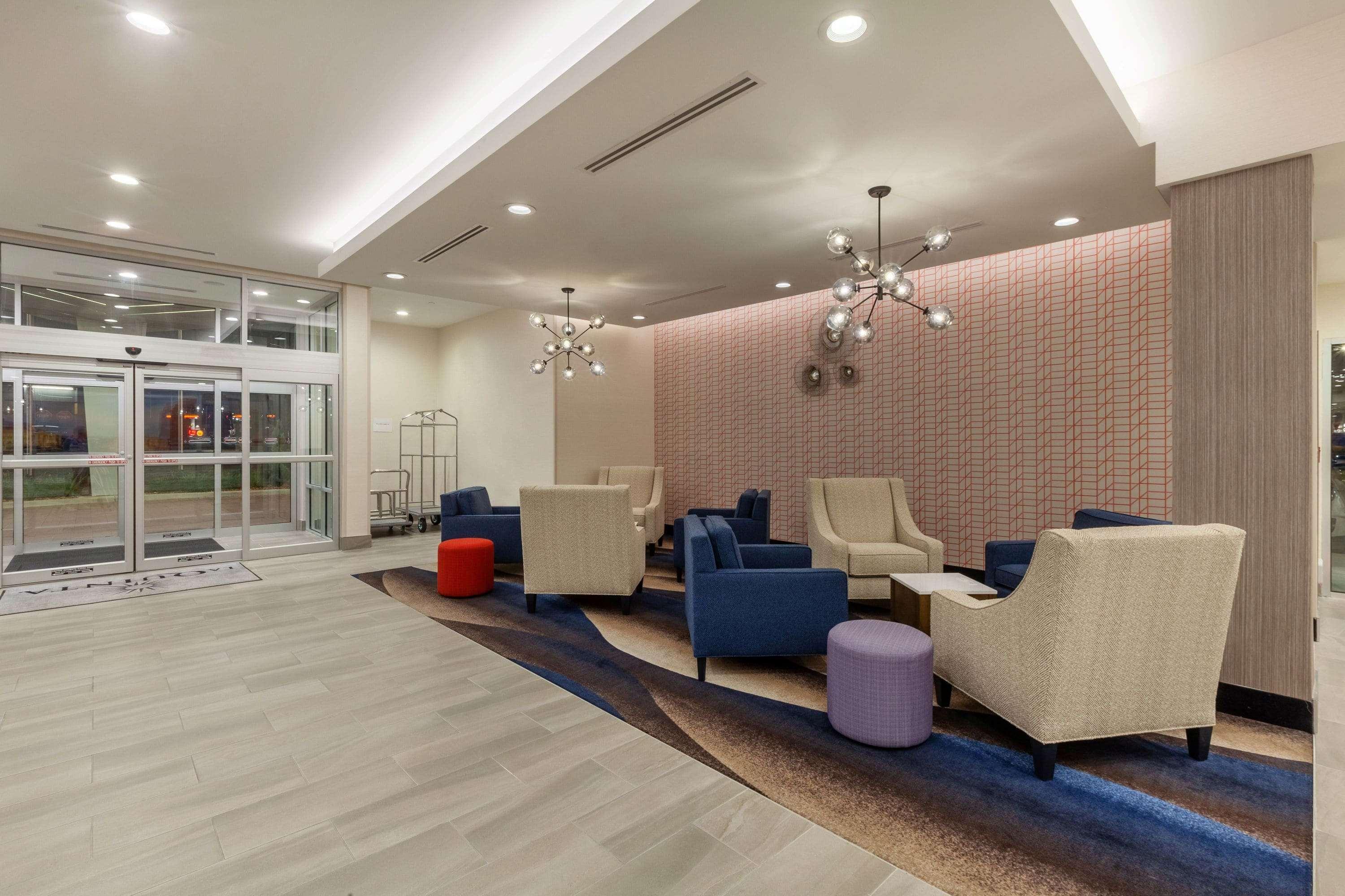 La Quinta Inn & Suites By Wyndham Lafayette Oil Center Экстерьер фото